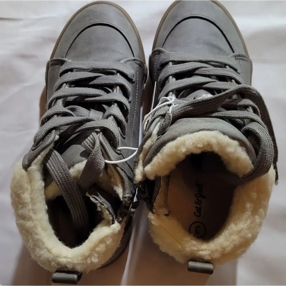 CAT&JACK BARNETT MID-TOP KID SHOES - Picture 12 of 16